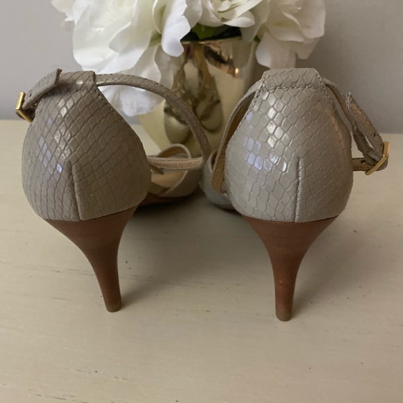 Talbots Pumps - Picture 4 of 9